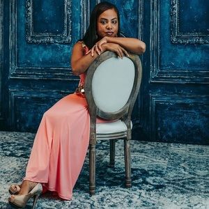 Meet your Posher, Latoya